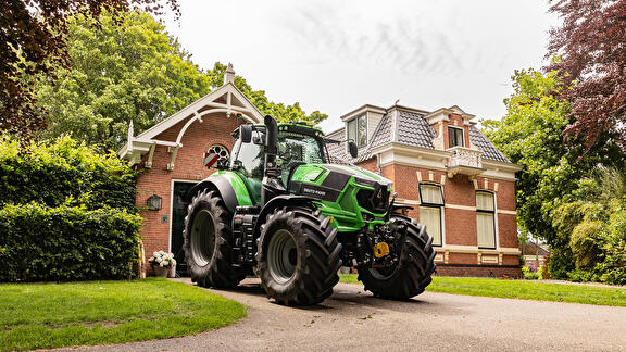 Verkoop en onderhoud van Deutz Fahr tractoren, combines en verreikers
